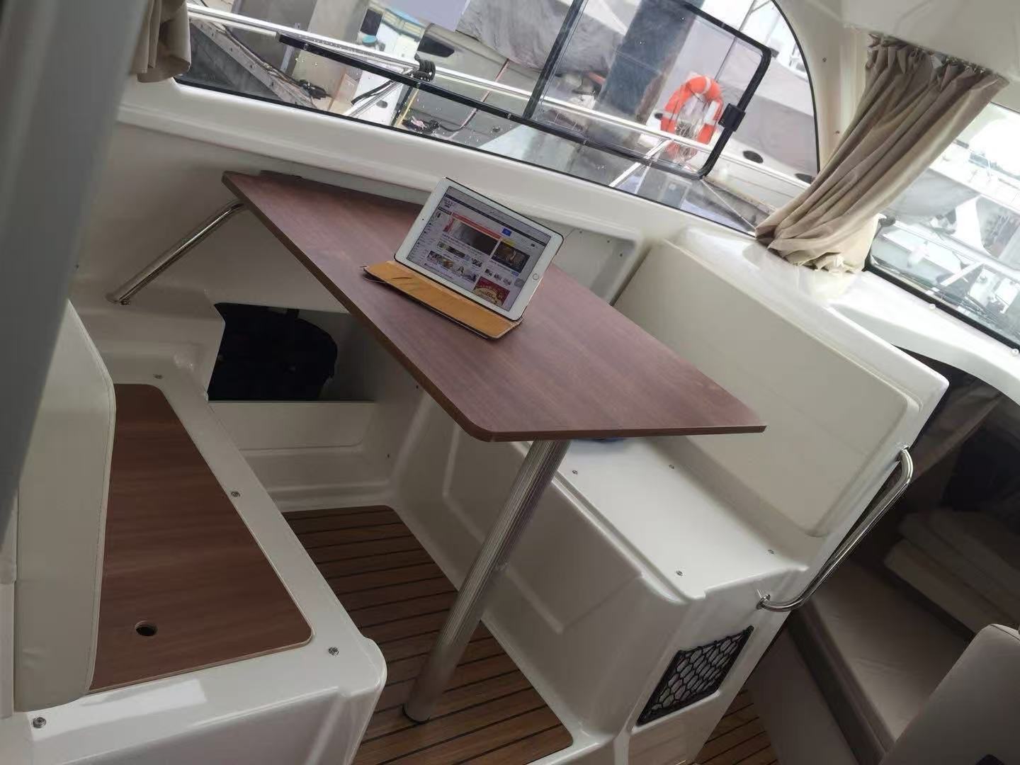 4d811b25d7cc3418e370e2e217e4fa49