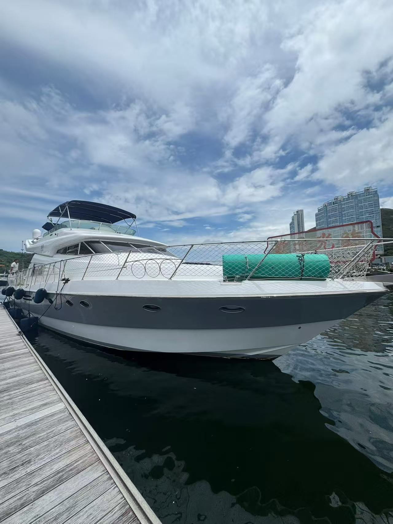 ad60d8b43fc3f361db9e5954121b2557