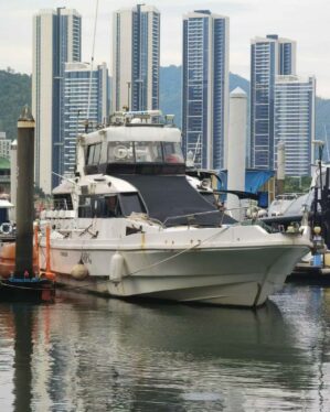 2001 53ft 經典日式釣鱼艇